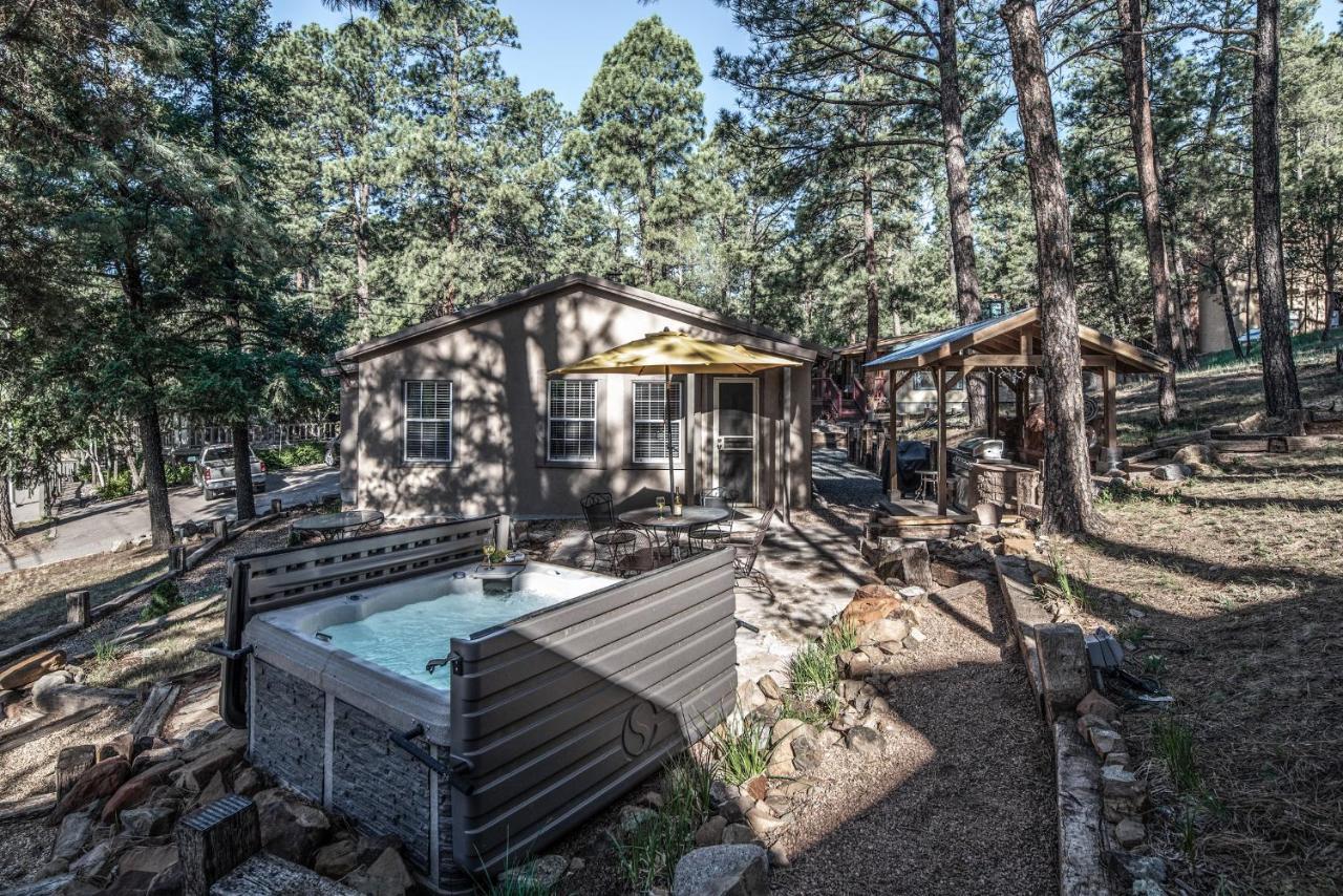 Sugar Butter Chalet, 2 Bedrooms, Wood Burning Stove, Hot Tub, Sleeps 6 Ruidoso Eksteriør billede