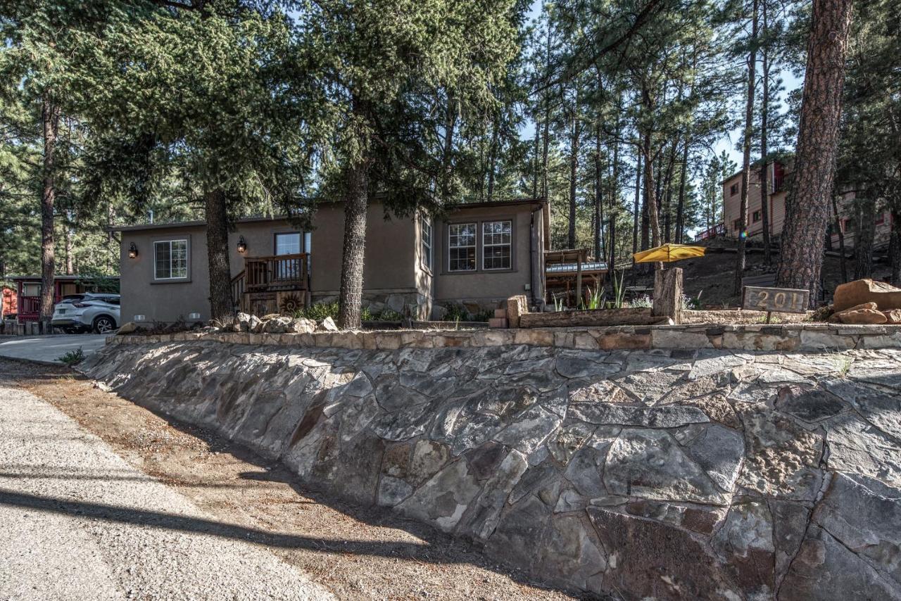 Sugar Butter Chalet, 2 Bedrooms, Wood Burning Stove, Hot Tub, Sleeps 6 Ruidoso Eksteriør billede